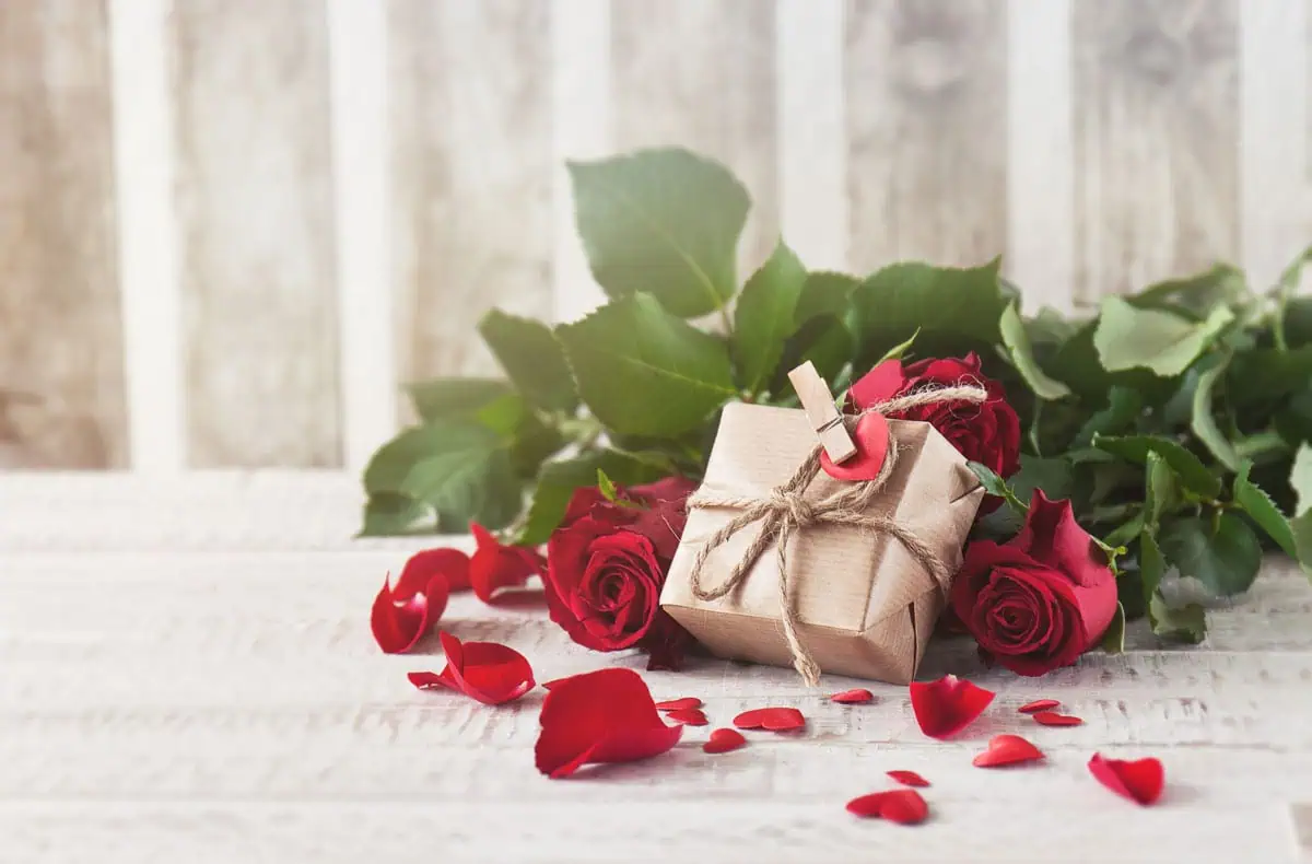 Home 30 Valentine’s day gift guide: top 5 unique gifts for her