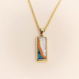 pendant with colorful stone